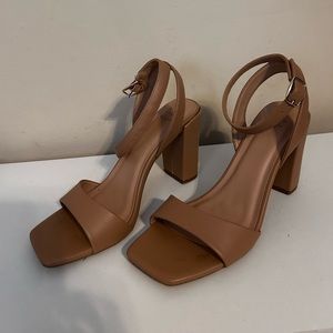 Women’s brown heels